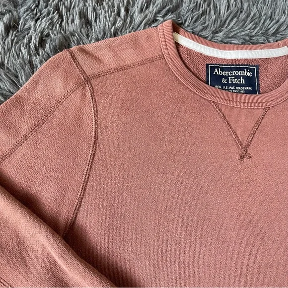 Abercrombie & Fitch Burgundy Crewneck Sweater - Picture 5 of 7